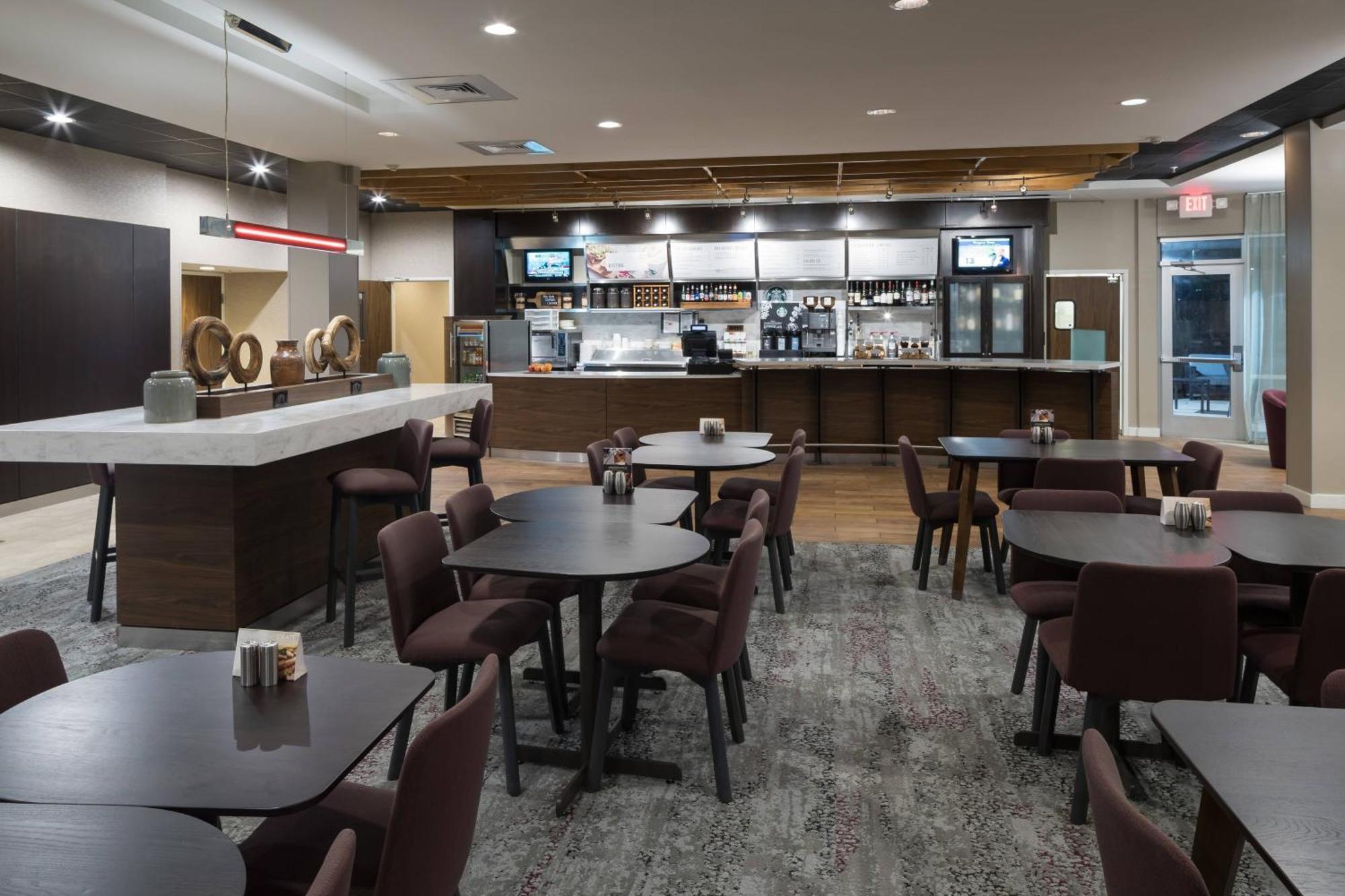 Courtyard By Marriott Parmer Tech Ridge
